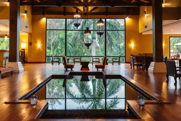 Experience unparalleled comfort at Hotel Loi suites