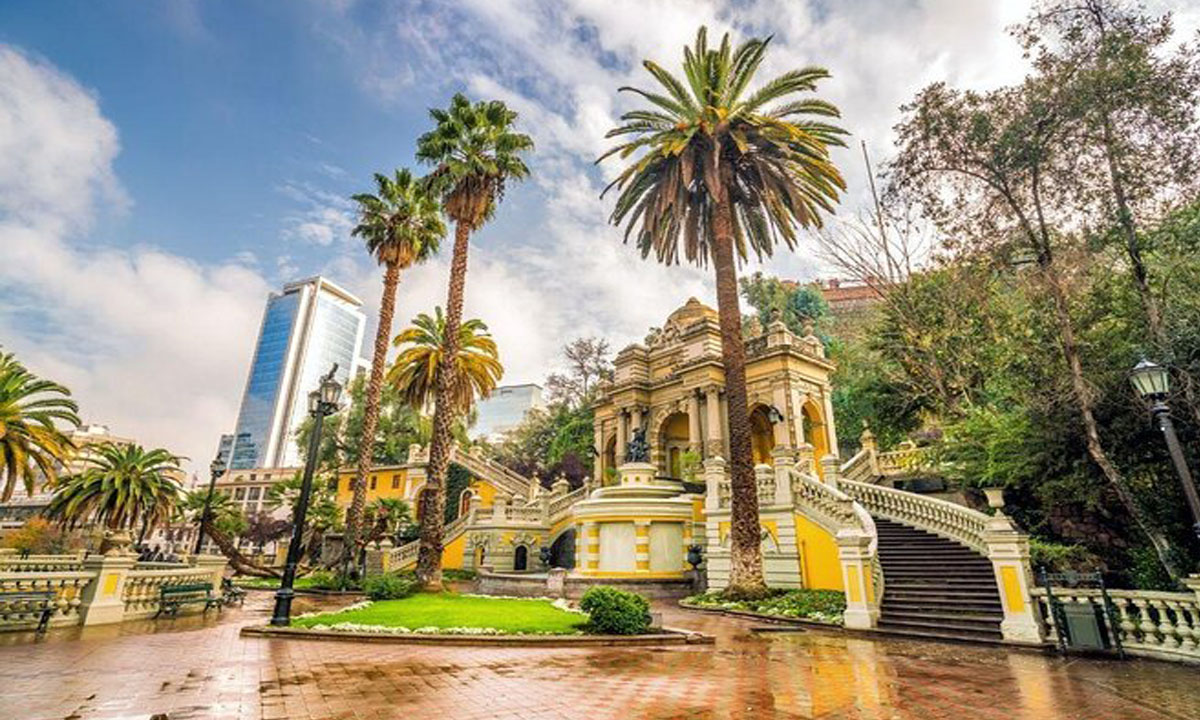 9 Experimente el lujo con nuestro tour exclusivo a Santiago de Chile, Viña del Mar y Valparaíso. Hospédese en el Hotel Marriott Santiago