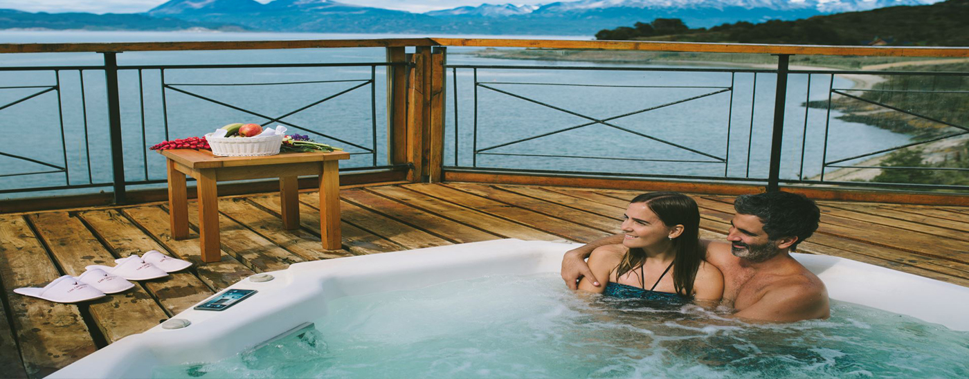 3 Embark on a luxury tour to Ushuaia, Patagonia's southern gem, and indulge in the lavish amenities of 5-star Los Cauquenes Resort
